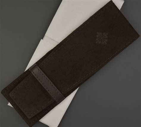 patek philippe leder etui|Patek Philippe Vintage 5 Soft Travel Pouch / Etui in Suede.